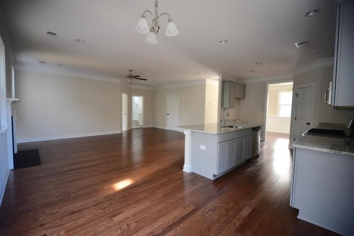 195 Sweet Garden Ct, Mount Pleasant, SC 29464