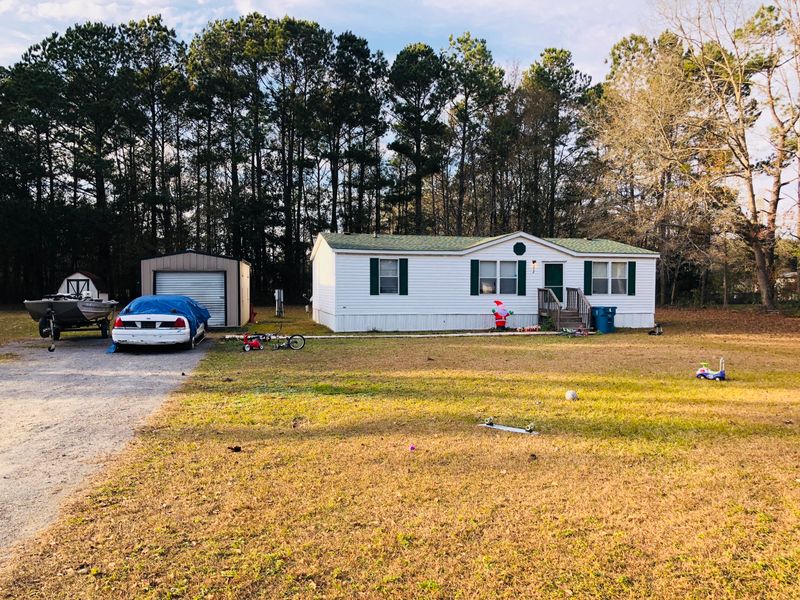 206 Benjamin Dr, Moncks Corner, SC 29461