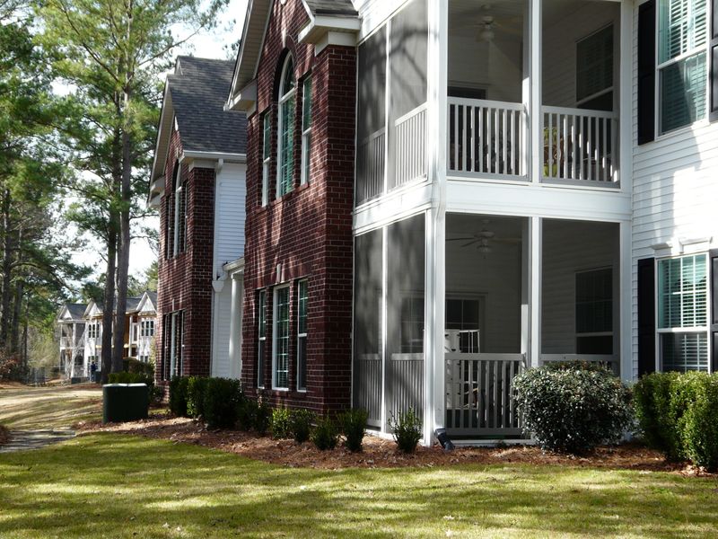 175 Golf View Ln, Summerville, SC 29485
