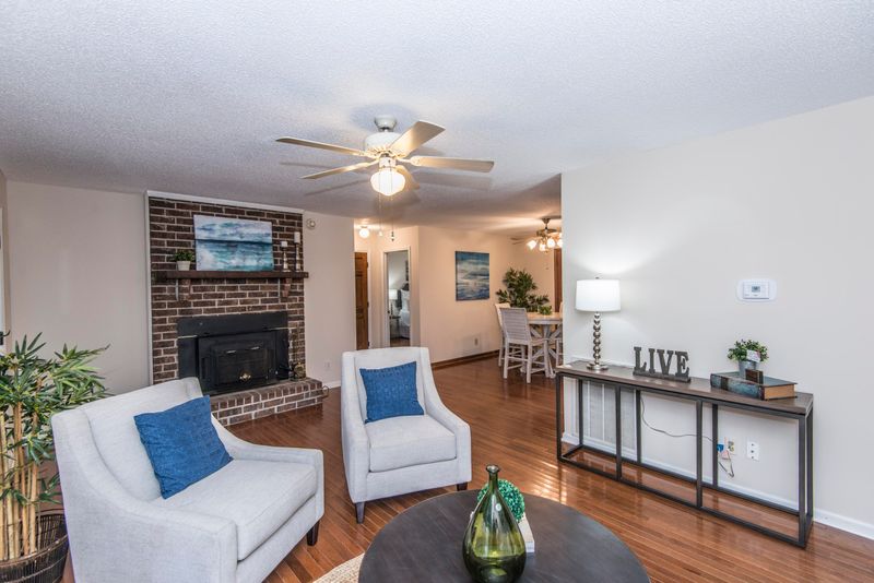 1220 Island View Dr, Mount Pleasant, SC 29464