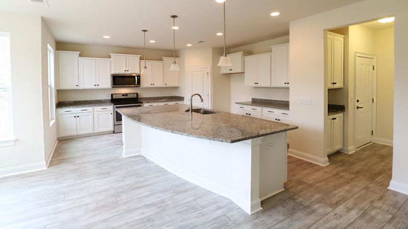 577 Saltgrass Pointe Dr, James Island, SC 29412