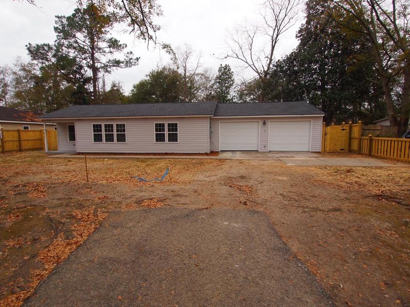 6915 S Kenwood St, North Charleston, SC 29406