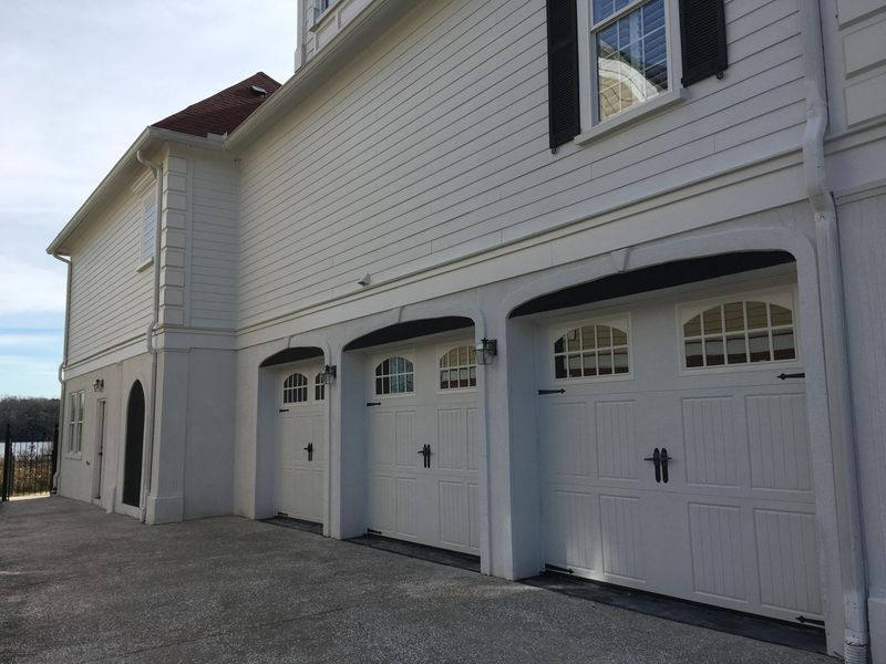 1749 Indigo Island Dr, Hanahan, SC 29410