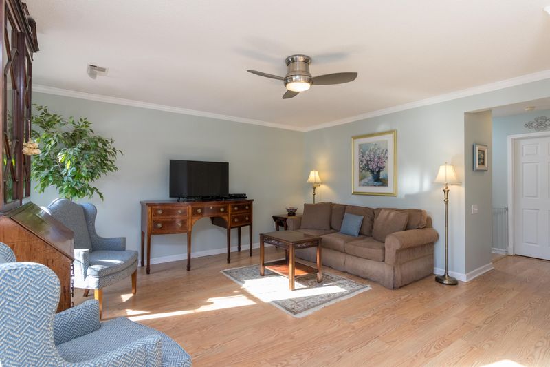 3124 Queensgate Way, Mount Pleasant, SC 29466