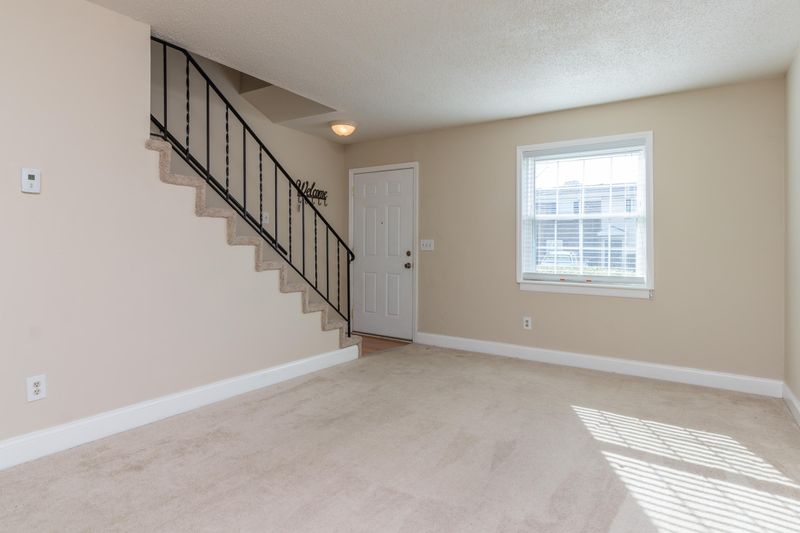 21 River Point Row #3b, Charleston, SC 29412