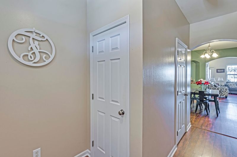 122 Lamplighter Ln, Summerville, SC 29483
