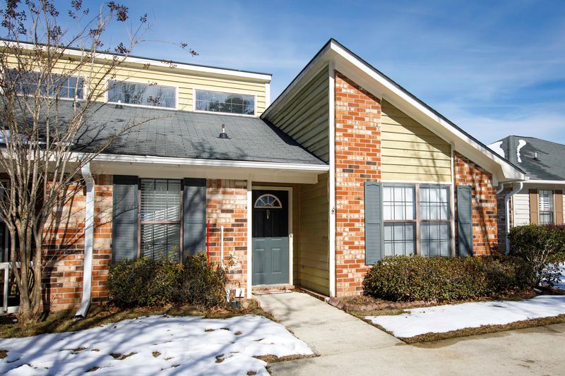422 Miami St B, Ladson, SC 29456