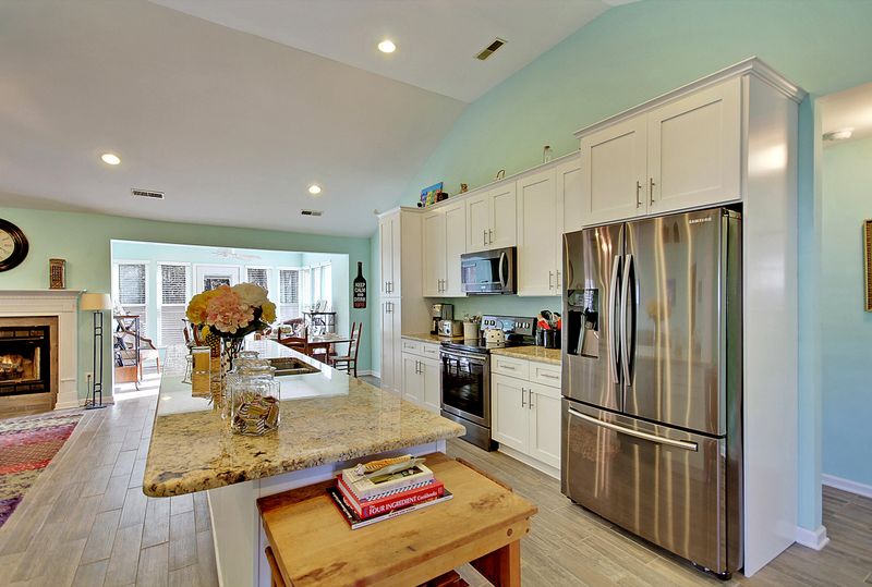 3194 Morningdale Dr, Mount Pleasant, SC 29466