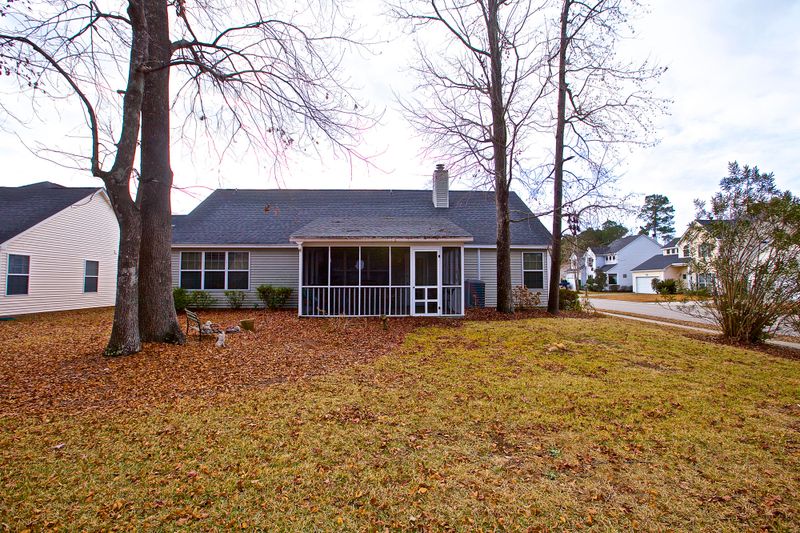 2948 Loebs Ct, Mount Pleasant, SC 29466