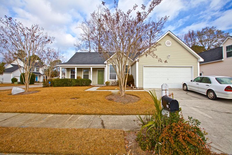 2948 Loebs Ct, Mount Pleasant, SC 29466