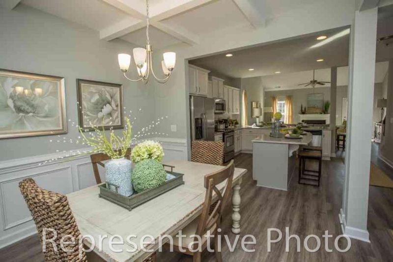 101 Allspice Dr, Summerville, SC 29483