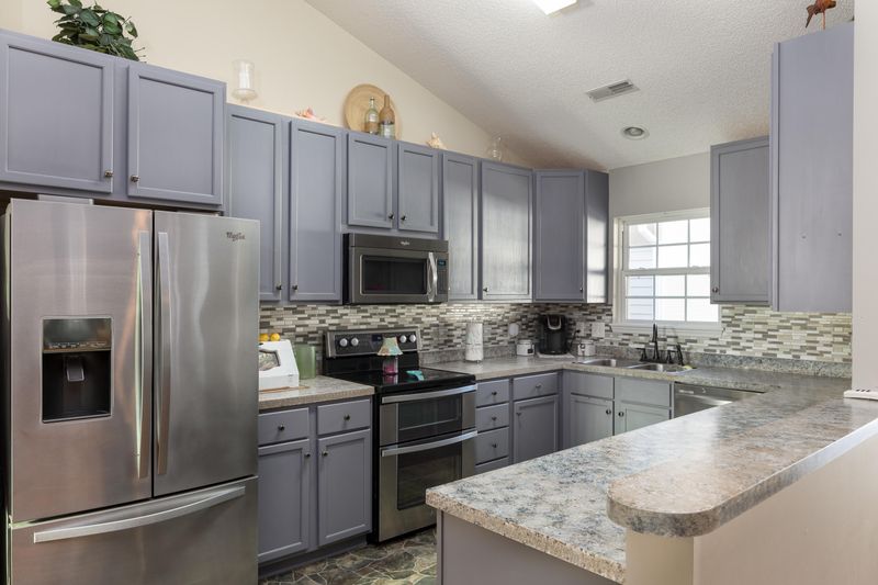 176 Jupiter Ln, Summerville, SC 29483