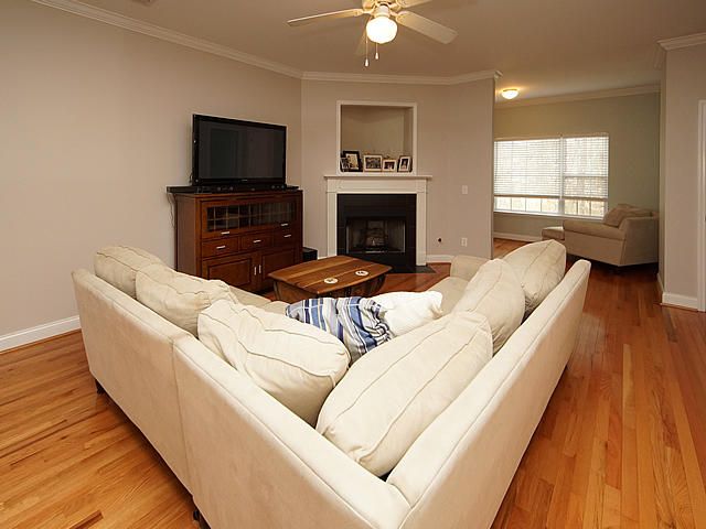 4159 Perrine St, Charleston, SC 29414