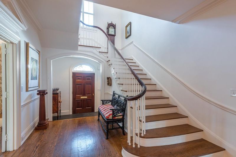 145 South Battery, Charleston, SC 29401