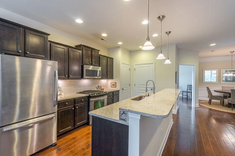 1616 Pleasant Hill Dr, Charleston, SC 29414