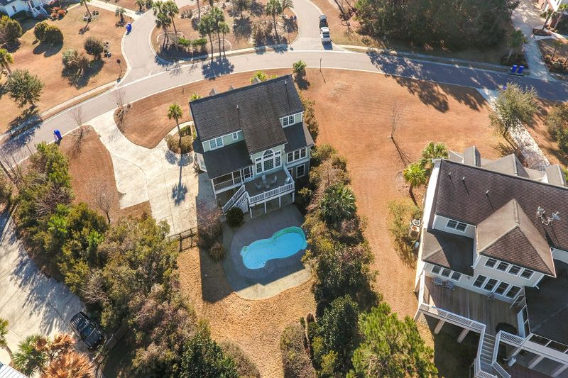 342 Commonwealth Rd, Mount Pleasant, SC 29466