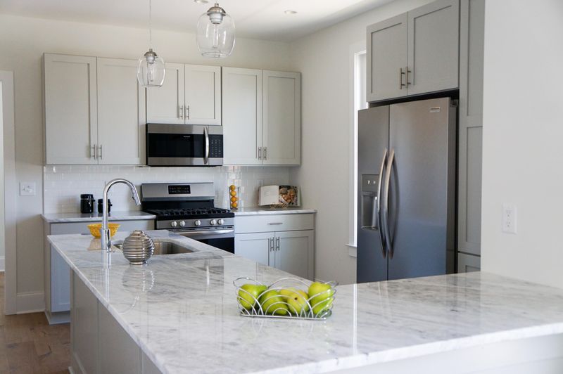 213 Line St, Charleston, SC 29403