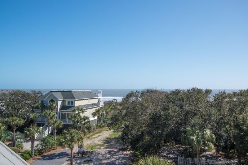 2 Palm Ct #7, Isle Of Palms, SC 29451