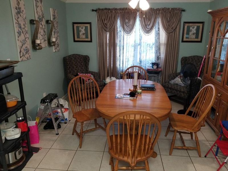 4815 Foxwood Dr, North Charleston, SC 29418