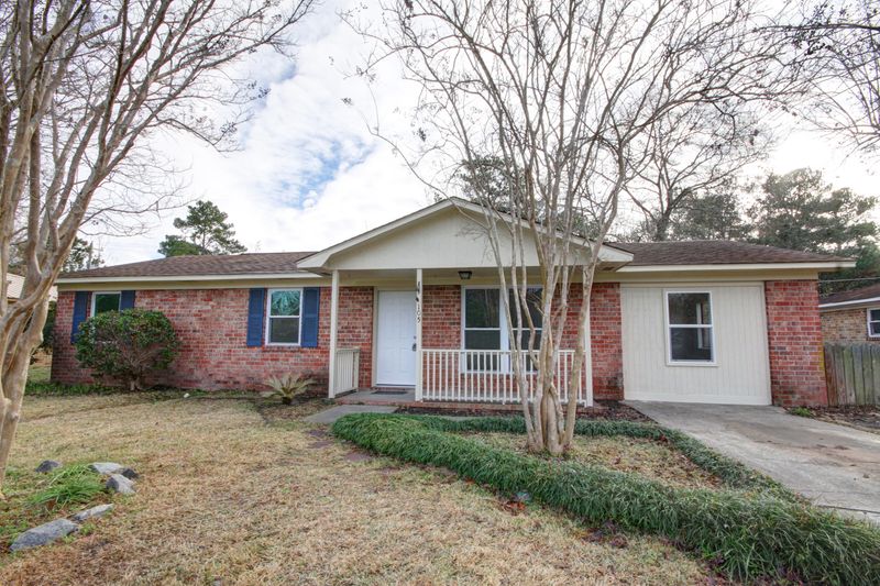105 Lilac Dr, Summerville, SC 29483