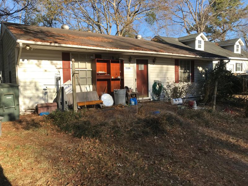 1126 Mt Batten Dr, Hanahan, SC 29410
