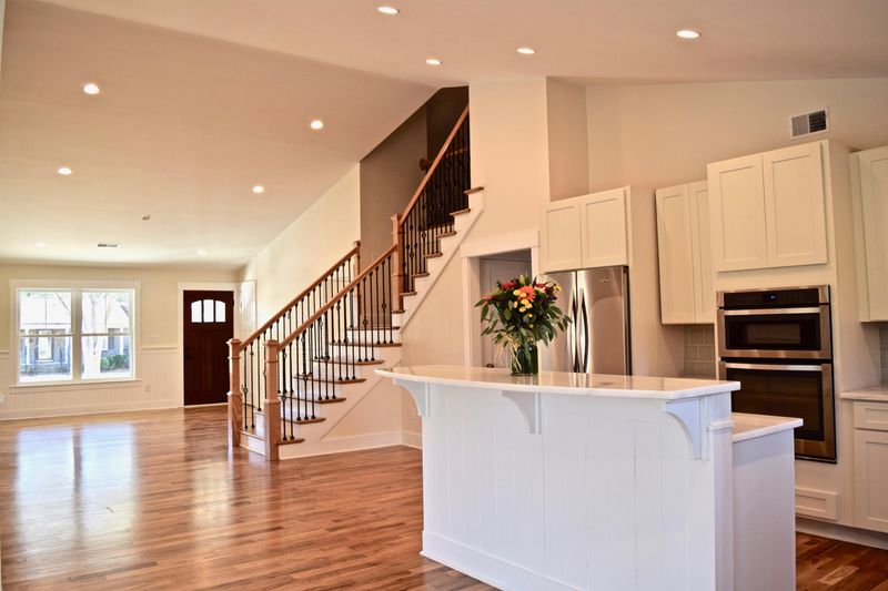 1451 Glencoe Dr, Mount Pleasant, SC 29464