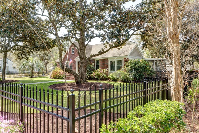 403 Wappoo Rd, Charleston, SC 29407