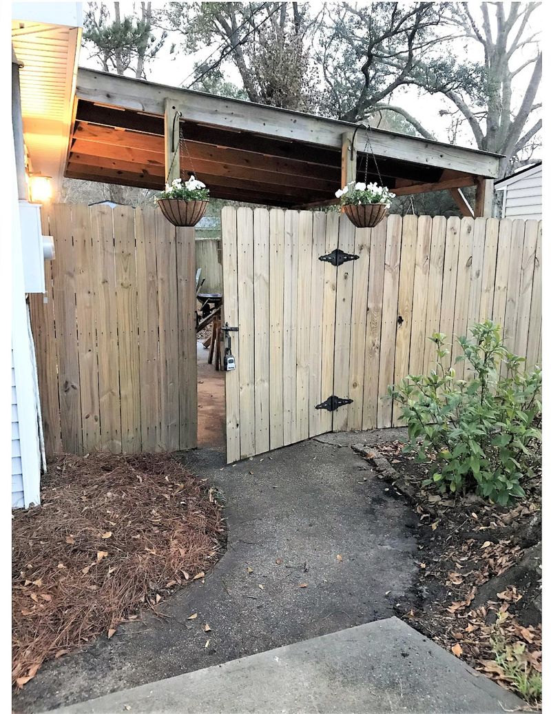 350 Cross St, Charleston, SC 29407