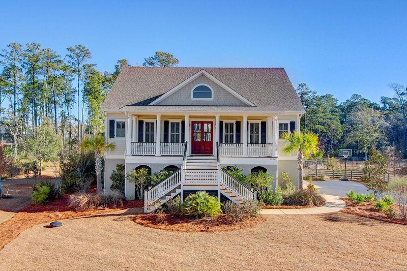 3570 Holmgren St, Mount Pleasant, SC 29466