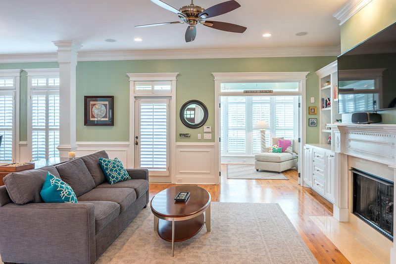 114 Mary Ellen Dr, Charleston, SC 29403