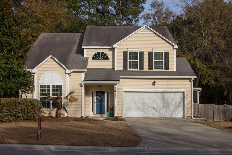 568 Oak Park Dr, Mount Pleasant, SC 29464