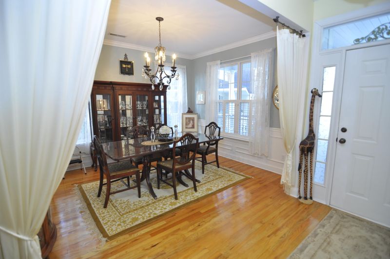 2001 Izard Ct, Charleston, SC 29414