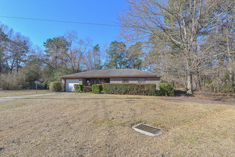 4513 Sapling Ct, Ladson, SC 29456