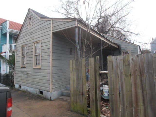 61 South St, Charleston, SC 29403