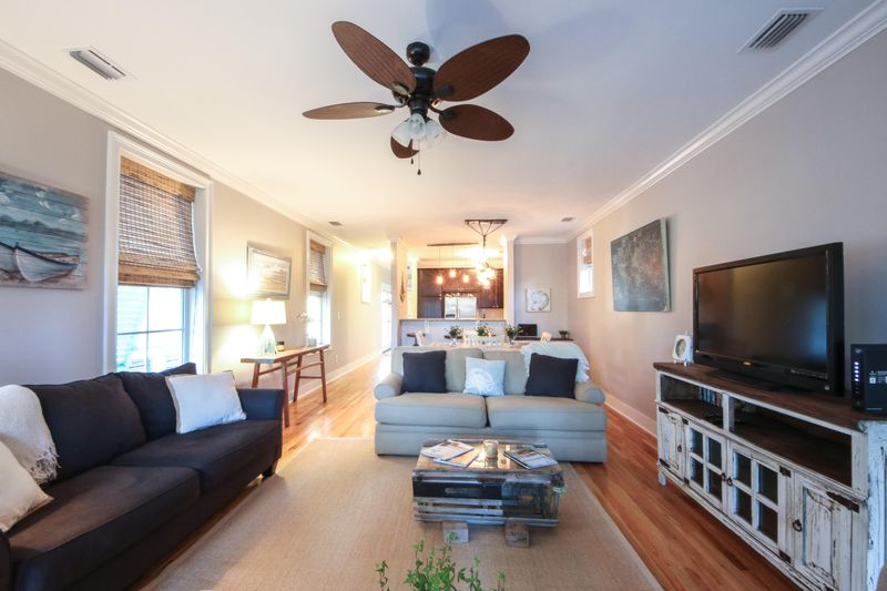 3004 S Shore Dr, Charleston, SC 29407