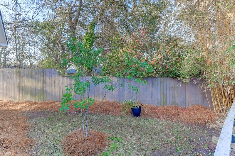 1427 Hartford Cir, North Charleston, SC 29405