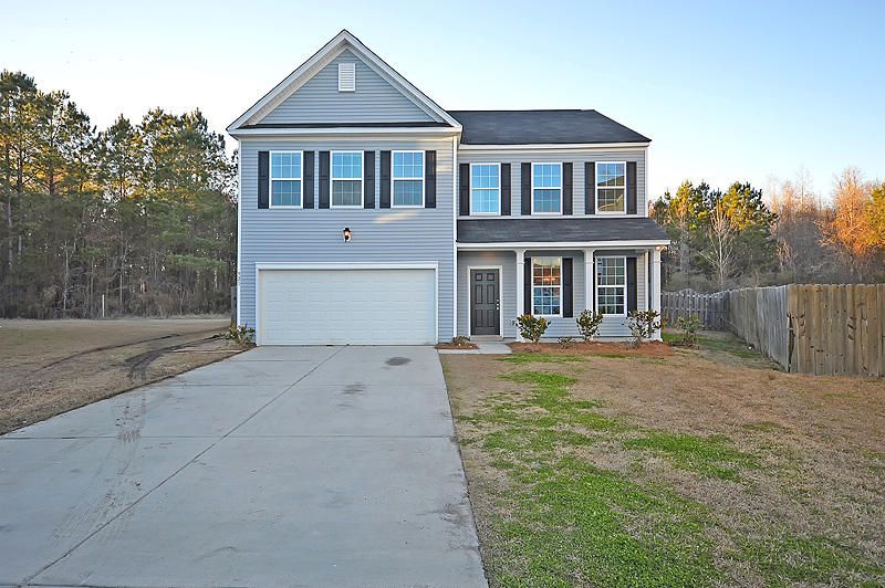 921 Laurel Oak Ln, Moncks Corner, SC 29461