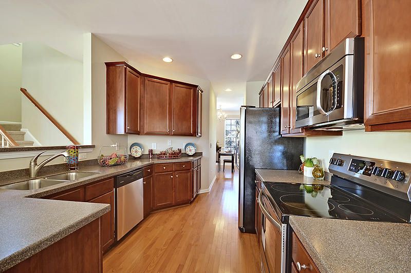9214 Southern Oak Ln, Ladson, SC 29456