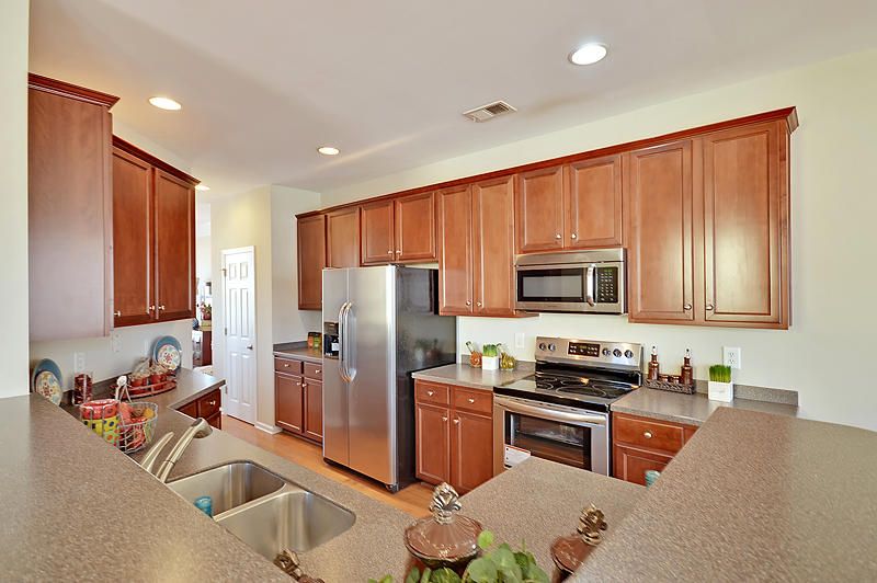 9214 Southern Oak Ln, Ladson, SC 29456