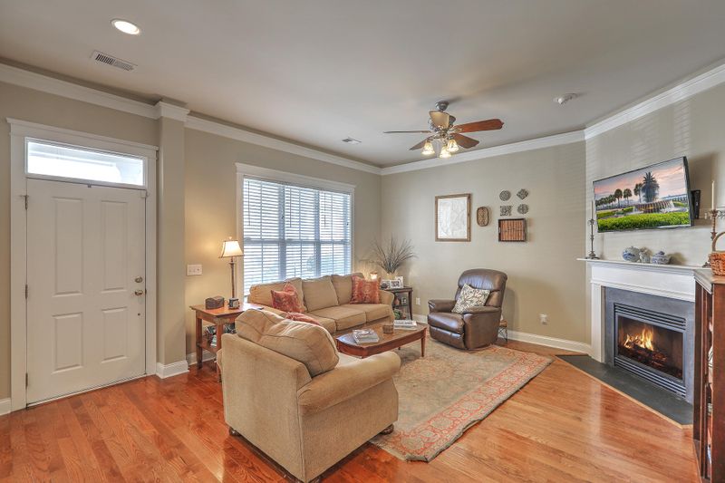 331 Foxglove Ave, Summerville, SC 29483
