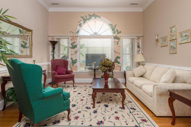 682 Lake Frances Dr, Charleston, SC 29412