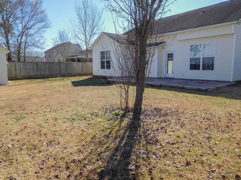 718 Oxford Rd, Ladson, SC 29456