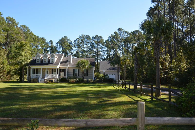 233 Yearling Dr, Summerville, SC 29483