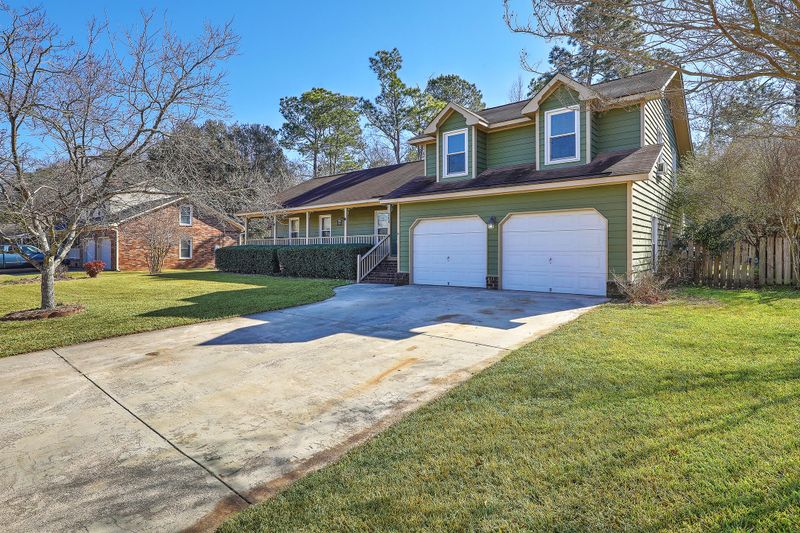 304 Eastover Cir, Summerville, SC 29483