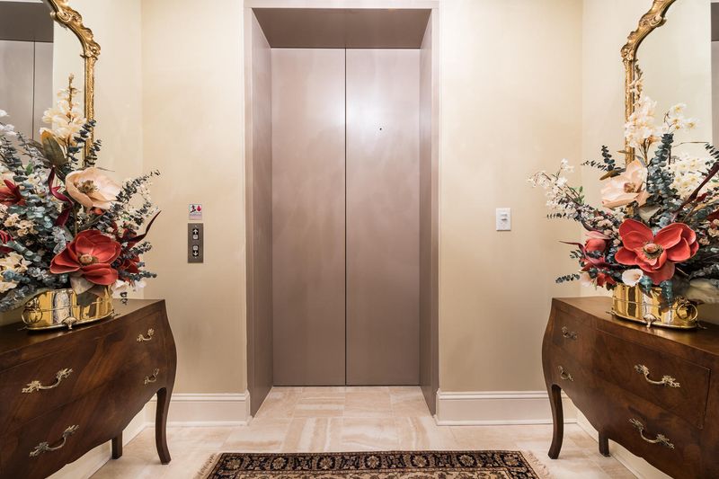 163 N Plaza Ct, Mount Pleasant, SC 29464