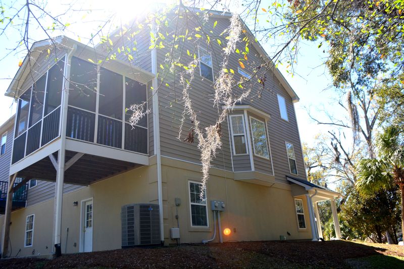 2966 Woodland Park Dr, Mount Pleasant, SC 29466
