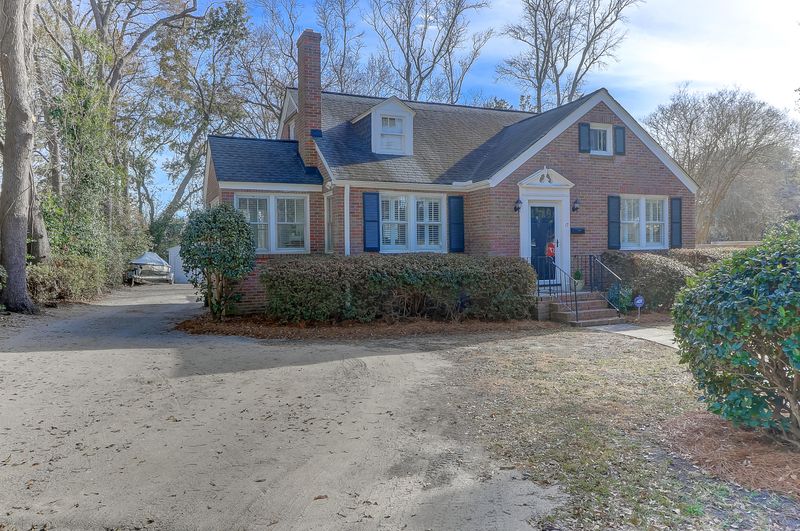 17 Oakdale Pl, Charleston, SC 29407