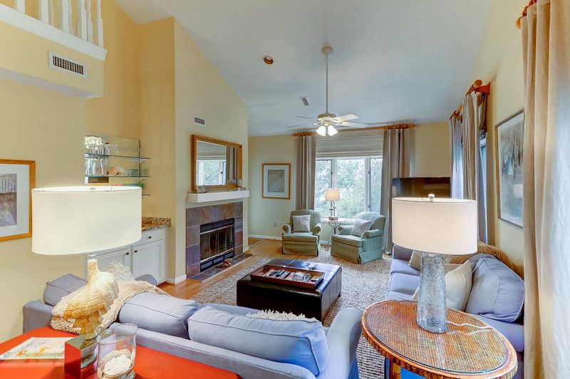 410 Yacht Harbor Ct, Isle Of Palms, SC 29451