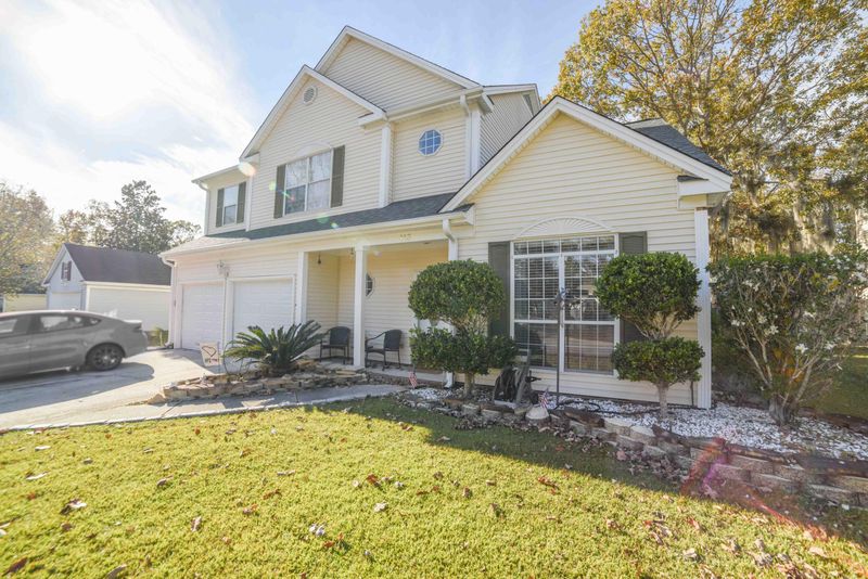 113 Thomaston Ave, Summerville, SC 29485