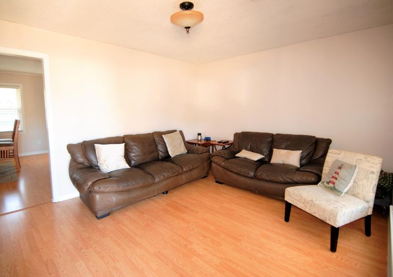 122 Miley Dr, Summerville, SC 29485